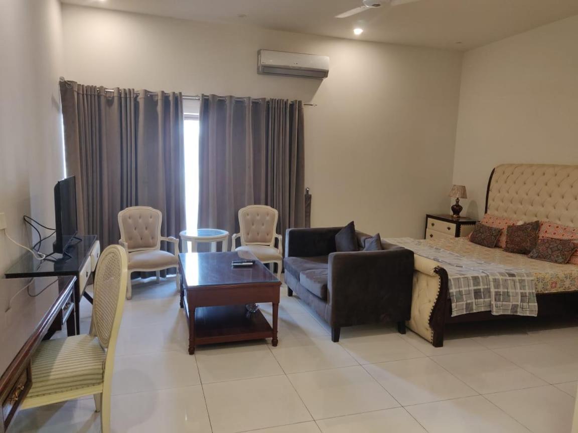 Zaib Guest House E-11 Islamabad Ngoại thất bức ảnh